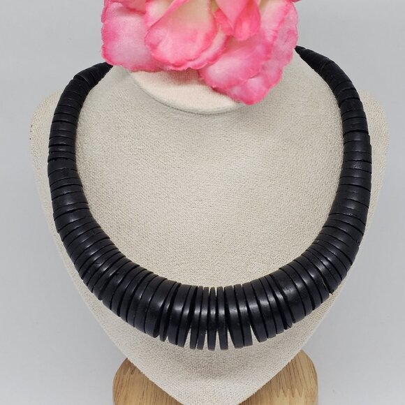 Chunky Graduated Black Wood Disc Beaded Statement Bohemian Necklace 19" - Picture 7 of 12